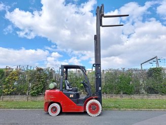 Four wheel front forklift Hangcha XF35G