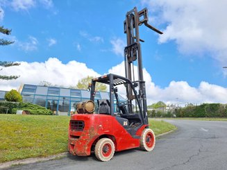 Four wheel front forklift Hangcha CPYD35 - 9