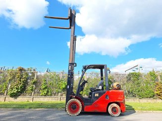 Four wheel front forklift Hangcha CPYD35 - 4