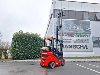 Four wheel front forklift Hangcha XF18G-2 - 11