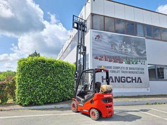 Four wheel front forklift Hangcha XF18G-2