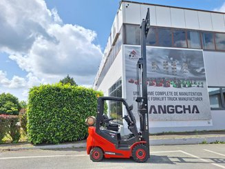 Four wheel front forklift Hangcha XF18G-2