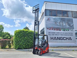 Four wheel front forklift Hangcha XF18G-2