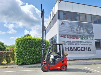 Four wheel front forklift Hangcha XF18G-2