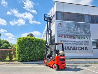 Four wheel front forklift Hangcha XF18G-2