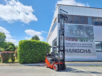 Four wheel front forklift Hangcha XF18G-2