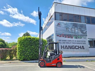 Four wheel front forklift Hangcha XF18G-2