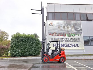 Four wheel front forklift Hangcha XF25G-2