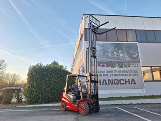 Four wheel front forklift Hangcha XF25G-2 - 7