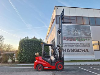 Four wheel front forklift Hangcha XF25G-2 - 9