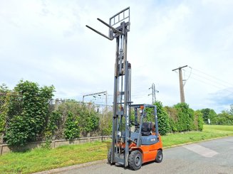 Four wheel front forklift Heli CPYD18 - 6