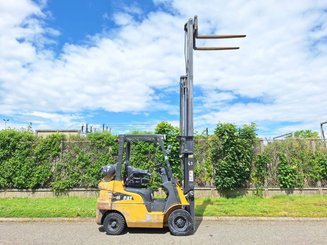 Four wheel front forklift Caterpillar GP20CN