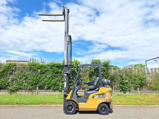 Four wheel front forklift Caterpillar GP20CN - 4