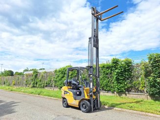Four wheel front forklift Caterpillar GP20CN - 3