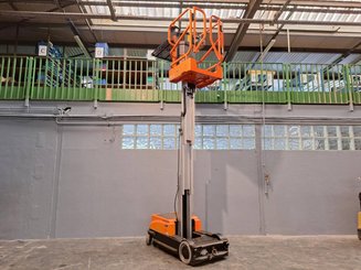 Vertical lift platform JLG 10MSP
