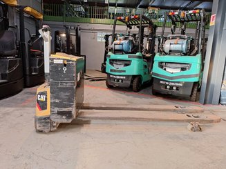 Pedestrian pallet truck Caterpillar NPP20N2 - 8