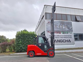 Four wheel front forklift Hangcha XF55D - 9