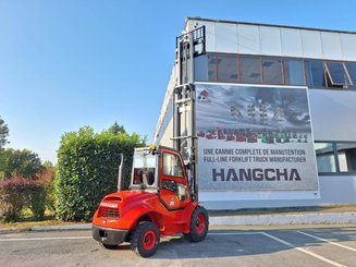 All-terrain forklift Hangcha TT35-2