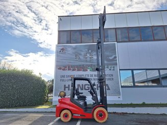 Four wheel front forklift Hangcha XF35G-2