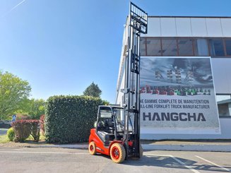 Four wheel front forklift Hangcha XF35G-2