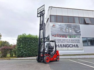 Four wheel front forklift Hangcha XF35D-2 - 6