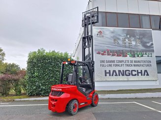 Four wheel front forklift Hangcha XF35D-2 - 11