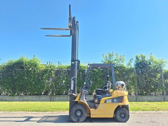Four wheel front forklift Caterpillar GP20NT - 8