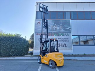 Four wheel front forklift Hangcha XE35-i - 10