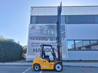 Four wheel front forklift Hangcha XE35-i - 9