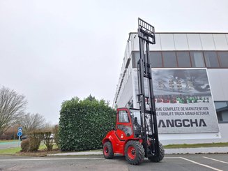 All-terrain forklift Hangcha TT30-4