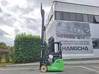 Three wheel front forklift Hangcha XC3-18i (CPDS18-XCC2G-SI)