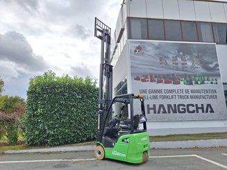 Three wheel front forklift Hangcha XC3-18i (CPDS18-XCC2G-SI)