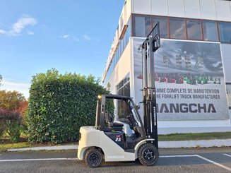 Four wheel front forklift Hangcha XF25D - 9