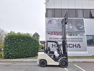Four wheel front forklift Hangcha XF30D - 9