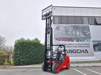 Four wheel front forklift Hangcha XF45G - 6