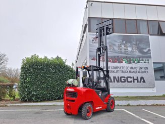 Four wheel front forklift Hangcha XF45G - 11