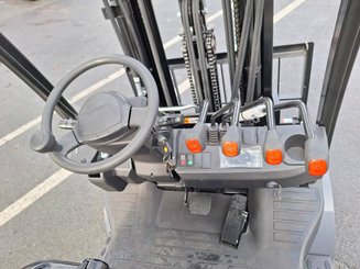 Four wheel front forklift Hangcha AE15 - 13