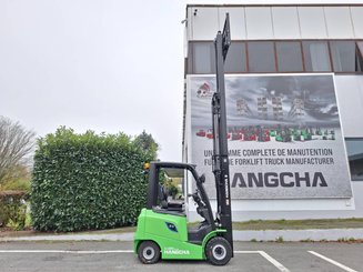 Four wheel front forklift Hangcha AE20Ci - 8