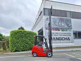 Four wheel front forklift Hangcha AE20C - 9