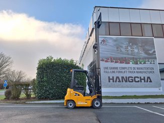 Four wheel front forklift Hangcha XE20Ci