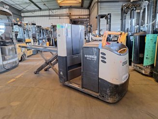 Low-level order picker Crown GPC3055-2.0