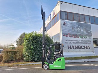 Three wheel front forklift Hangcha XC3-18i (CPDS18-XCC2G-SI)
