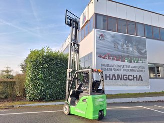 Three wheel front forklift Hangcha XC3-18i (CPDS18-XCC2G-SI)