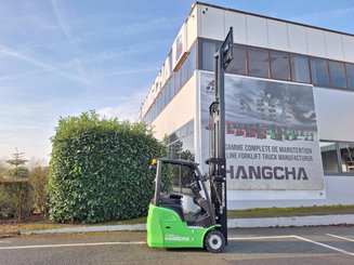 Three wheel front forklift Hangcha XC3-18i (CPDS18-XCC2G-SI)
