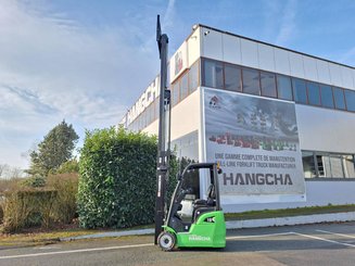 Three wheel front forklift Hangcha XC3-18i (CPDS18-XCC2G-SI)
