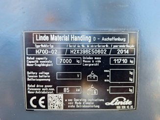 Four wheel front forklift Linde H70 D