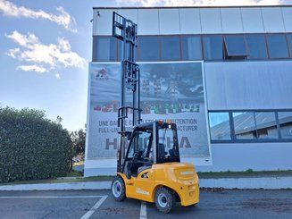 Four wheel front forklift Hangcha XE38i