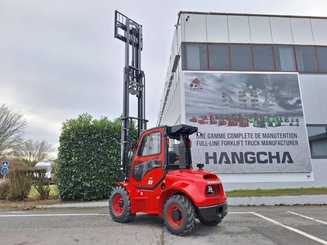 All-terrain forklift Hangcha TT30-4
