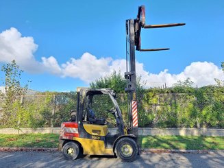 Four wheel front forklift Yale GLP35VX - 9