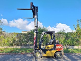 Four wheel front forklift Yale GLP35VX - 8